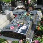 grob edith piaf na pariskem pokopaliscu pere lachaise