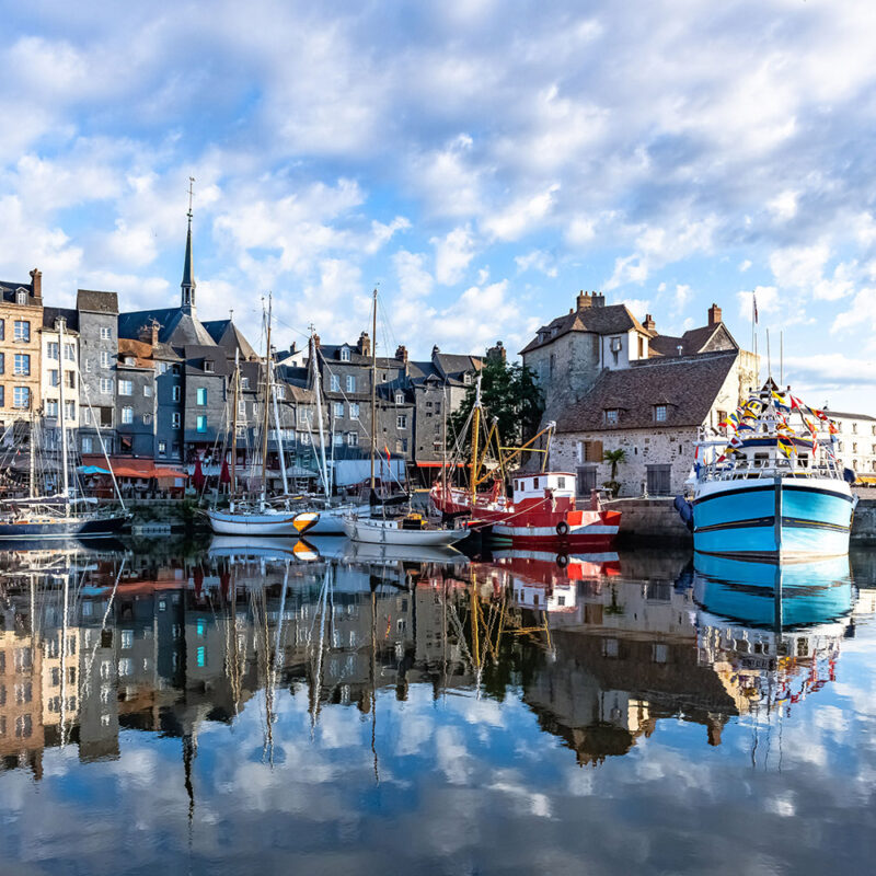 Honfleur,,Beautiful,City,In,France,,The,Harbor,In,The,Morning,